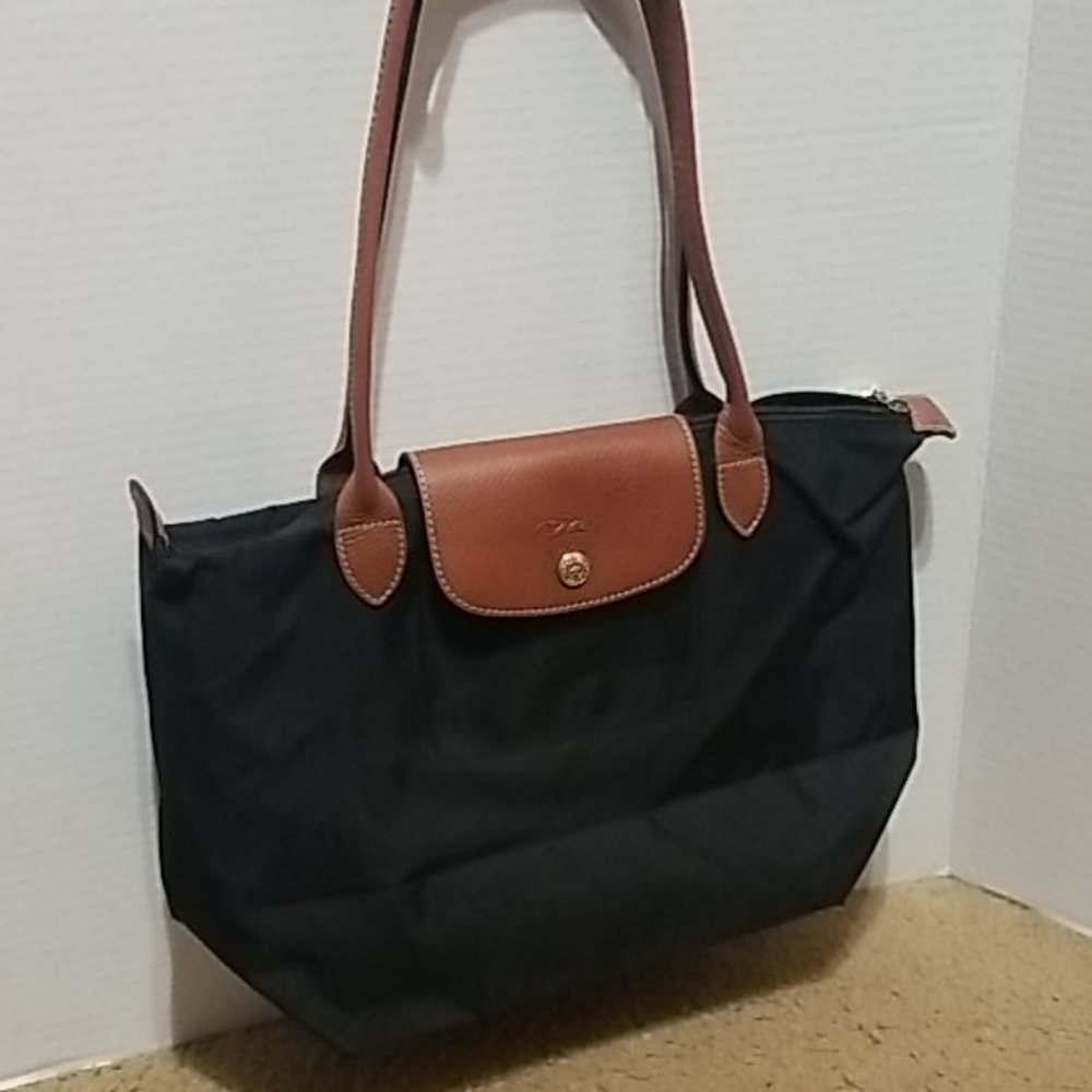 Longchamp Medium Le Pliage Tote Bag